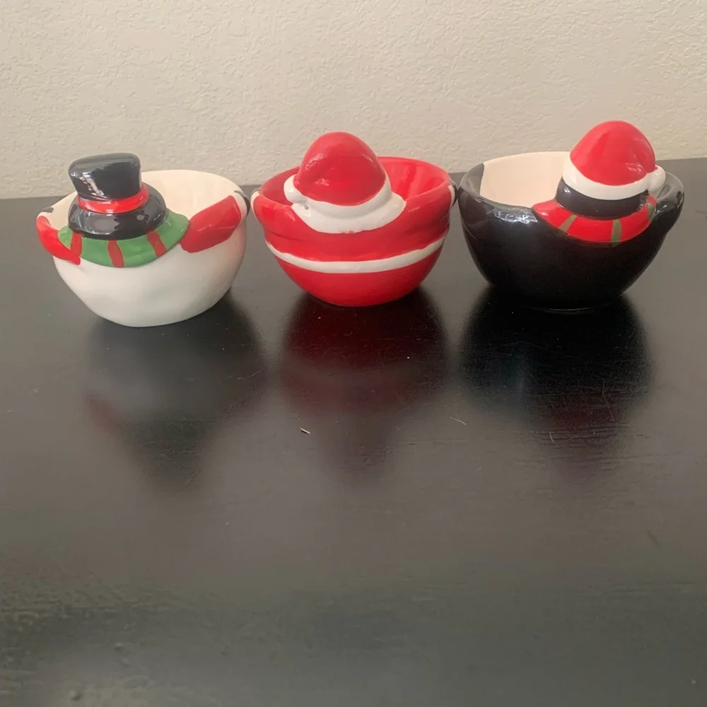 Ceramic Christmas Collection 3 Small Bowl Set Santa Snowman Penguin KT Group